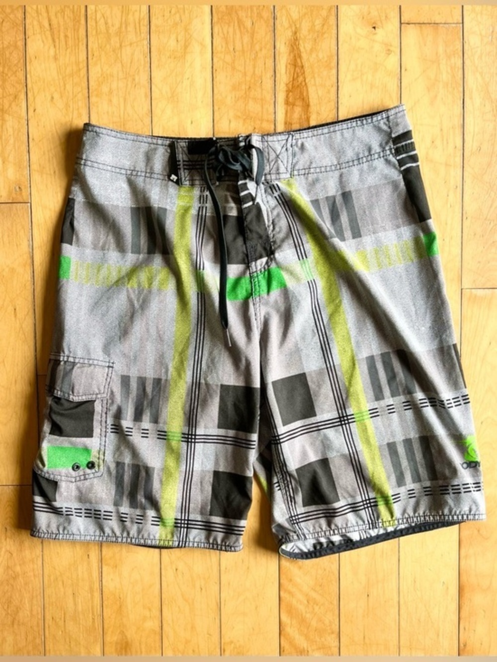 Body Glove Men’s Plaid Board Shorts SwimTrunks– Size 32